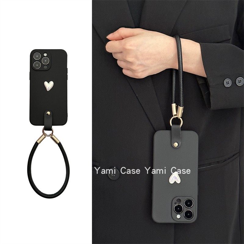 简约高级感镭射立体小爱心17pro适用16苹果15promax手机壳13pro黑色软皮手提绳12软胶磨砂11全包防摔xs保护套