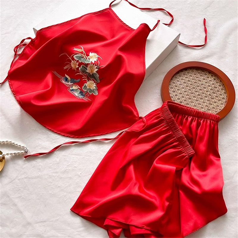 肚兜女成人古代性感吊带一片式防着凉护肚子挂脖露背睡衣夏季冰丝