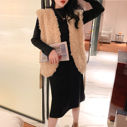 Real price! High waist split Middle Length Dress + lamb hair vest fashion versatile coat for women