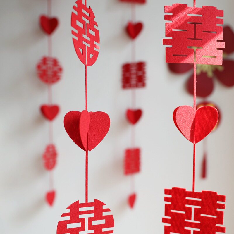 ins风无纺布喜帘拉花门帘装饰婚房布置立体爱心喜字吊饰卧室房门