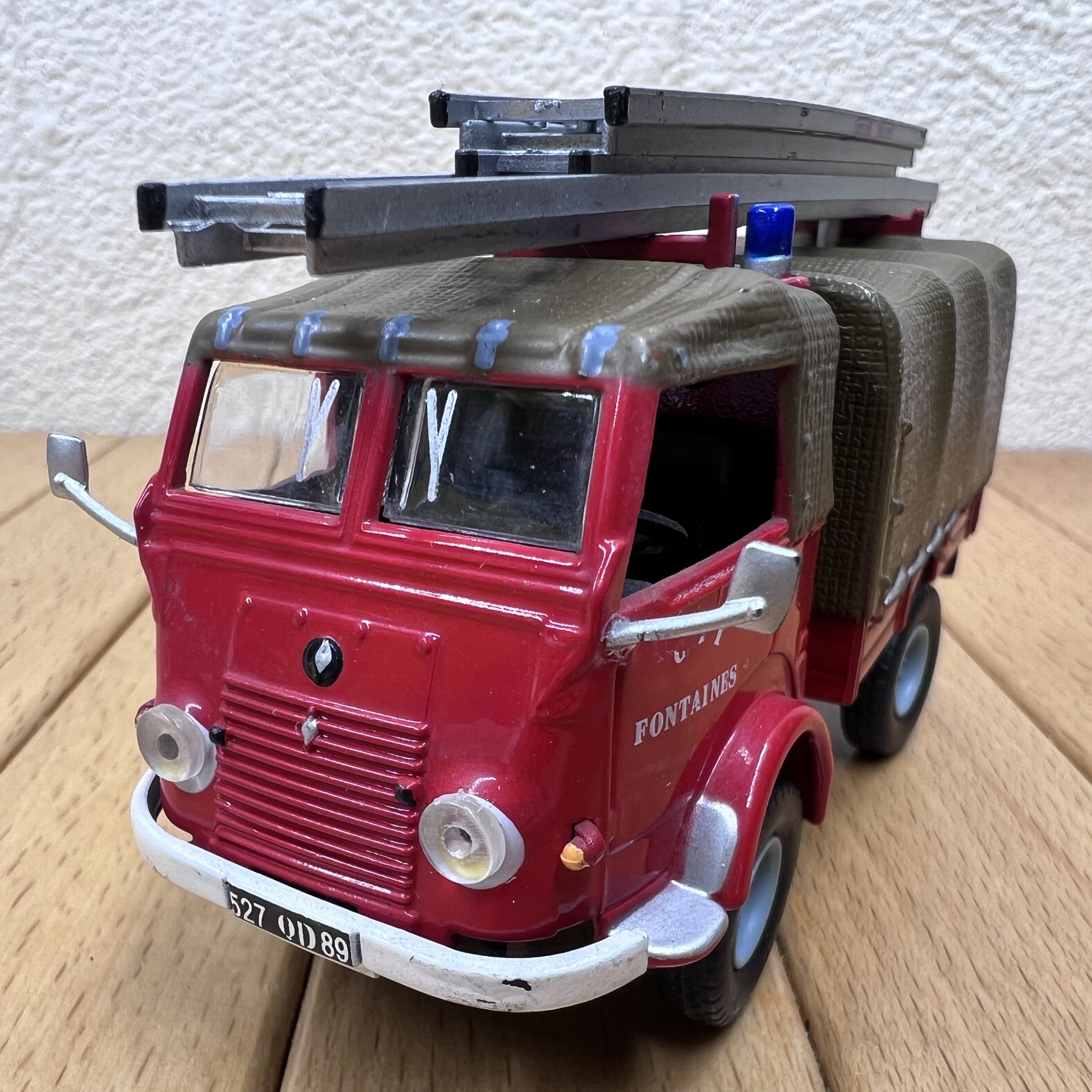 1:50法国丰泰讷镇1954款消防车合金汽车模型摆件消防卡车模型摆设