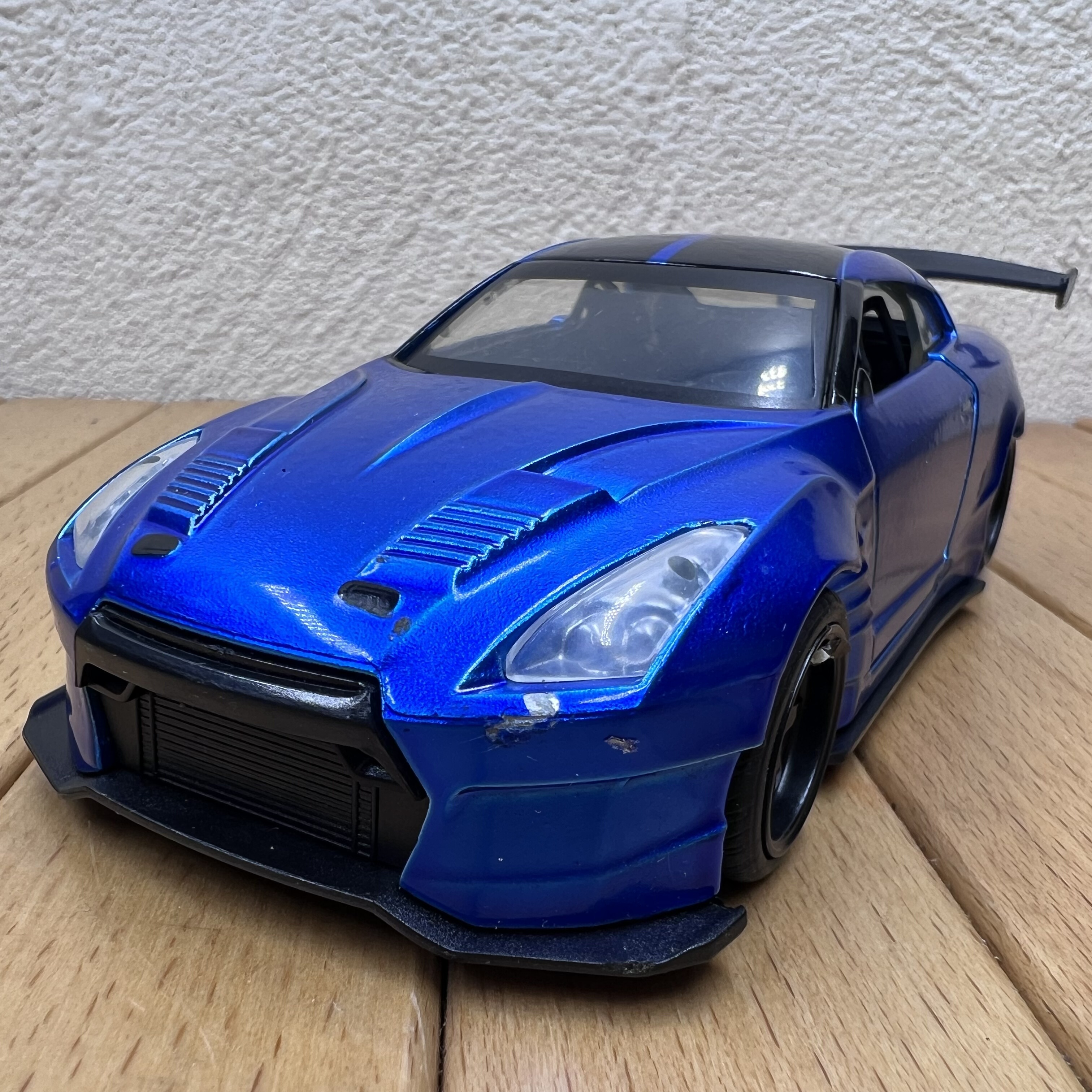 1:32日产2009款GTR汽车合金模型摆件 尼桑R35跑车模型场景摆设