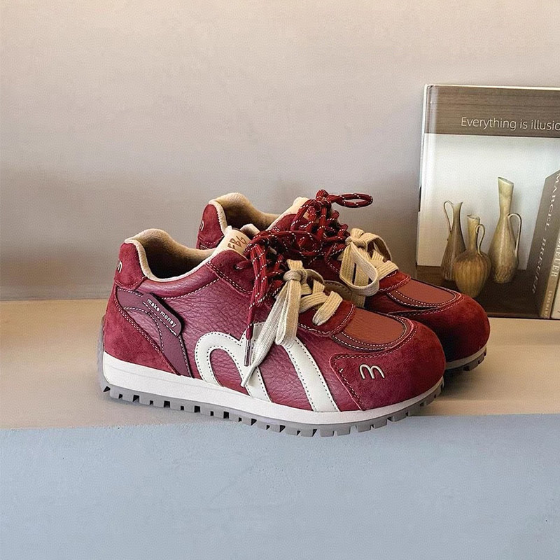 杰豪女鞋2025新款爆款运动休闲鞋舒适加绒阿甘鞋德训鞋显脚小正品