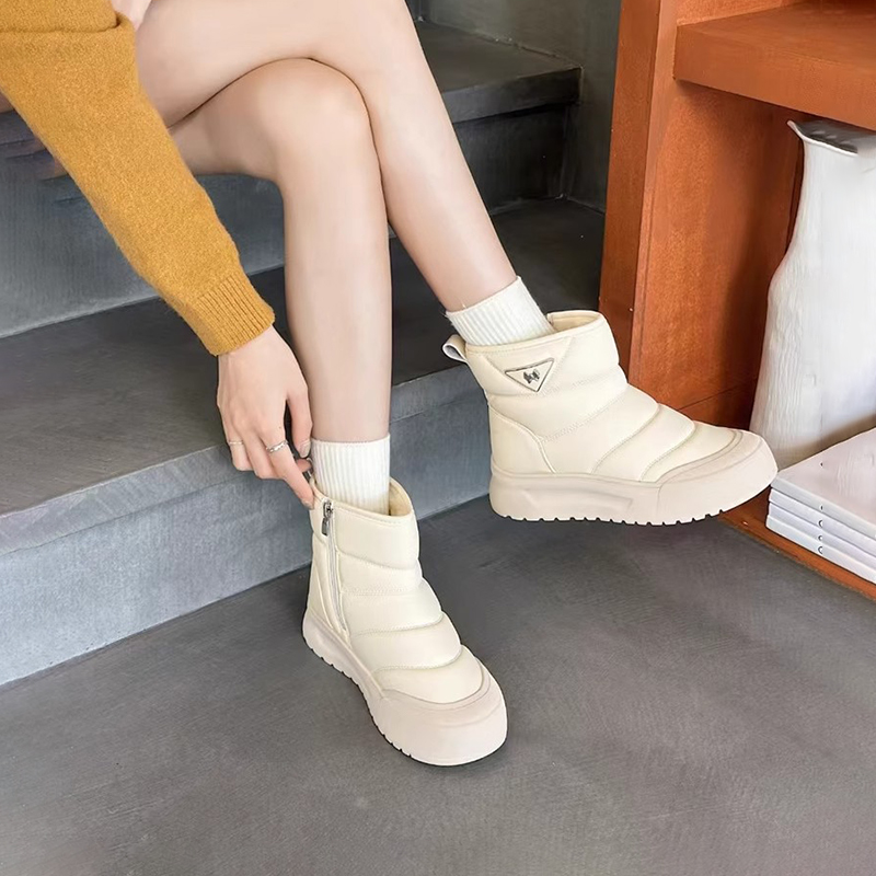 杰豪女鞋2024冬季新款爆款雪地靴