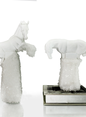 轻奢陶瓷马雕塑结晶体马摆件样板间酒柜电视柜家居软装饰品礼品