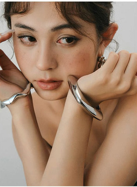 方形光面金属质感开口手镯手环