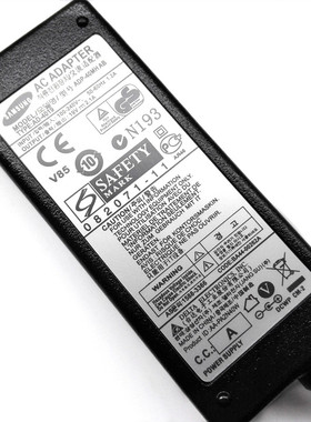 三星超级本PA-1400-14 CPA09-002A  305U1A电源适配器充电器细口
