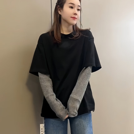 2026春季新款拼色假两件T恤女时尚洋气宽松显瘦大版圆领长袖上衣