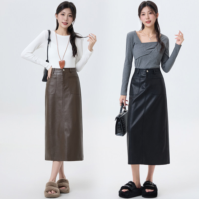 秋冬PU皮裙半身裙女2025新款高腰显瘦A字后开叉中长款长裙