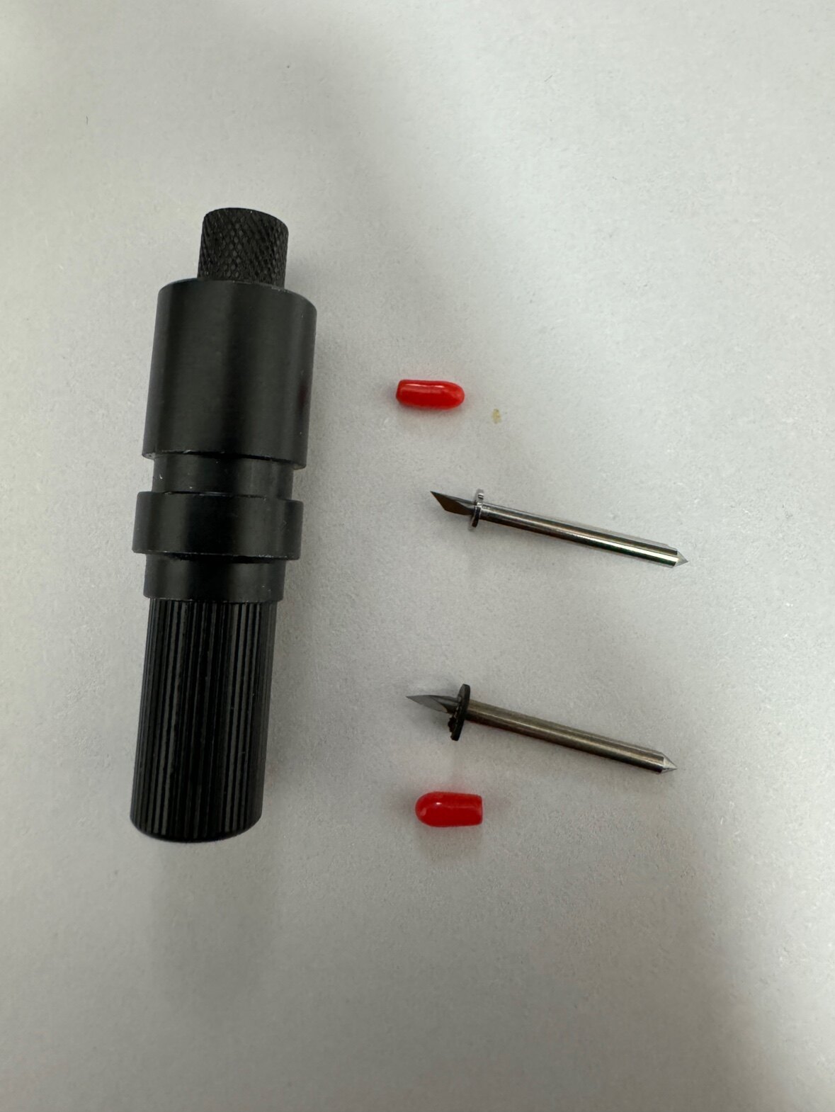 圆卡牛皮纸切刀 经纬 newpower新雳锐特服装制版模板切割机刀头片