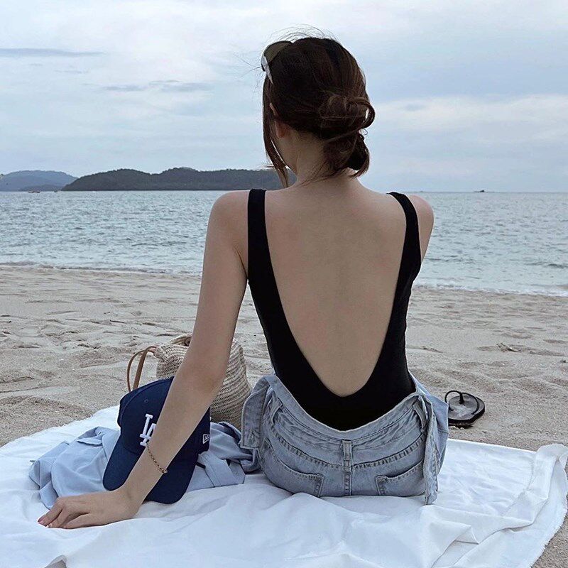 速发经度黑色复古简穿露背外约小胸聚拢性感温泉典假拍照游泳装