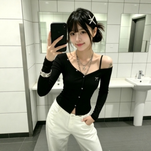 韩系蝴蝶结斜肩长袖T恤女秋季设计感小众修身露肩短款辣妹上衣ins