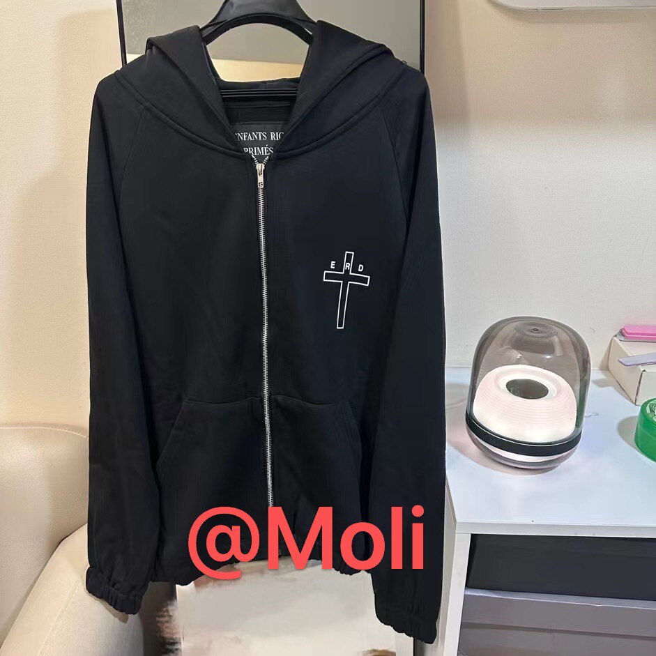 Moli自主erd忧郁的富二代十字架标语拉链卫衣连帽高街外套开衫怎么看?