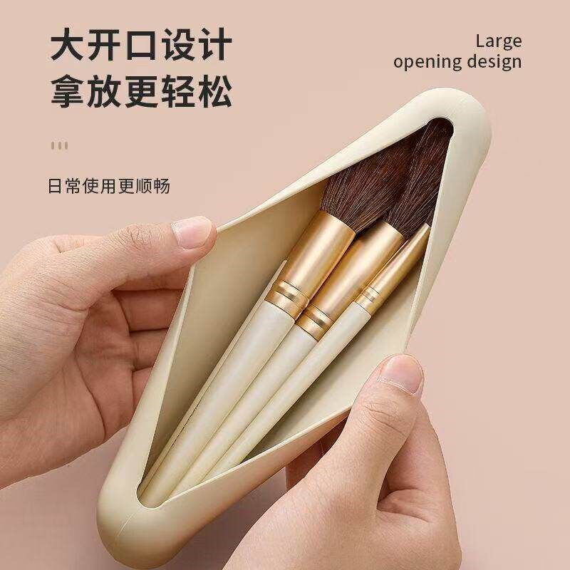 速发化妆刷矽胶收纳美妆包腮红眼影刷防尘化妆收纳旅行可携式小包