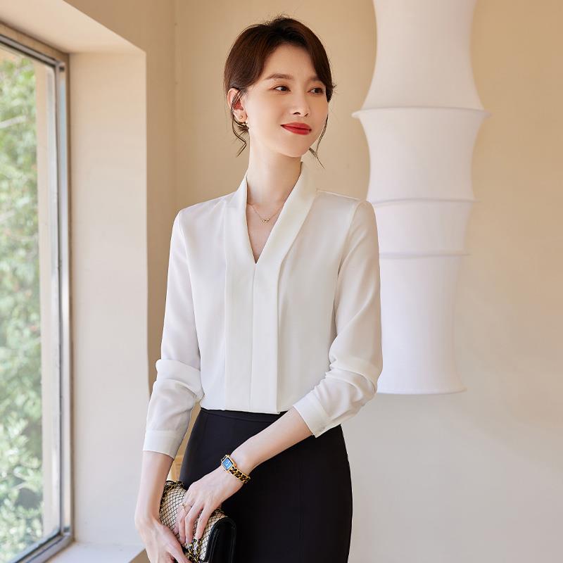 诗璐雅职业白衬衫女长袖春2026新款韩版V领修身通勤女神雪纺上衣