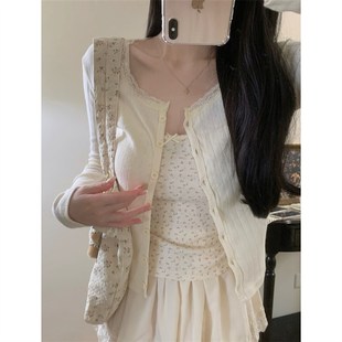 tee恤短款 蕾新爱边纽扣bm风长袖 圆领两穿上 可花又温柔 速发丝品