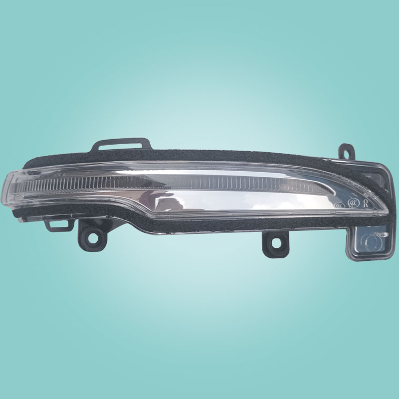 宝骏后视镜转向灯E100E200倒车镜