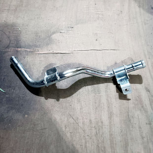 宝骏560 730 530 五菱星辰 佳辰 新宝骏RC6 RM5加热器出水管接头