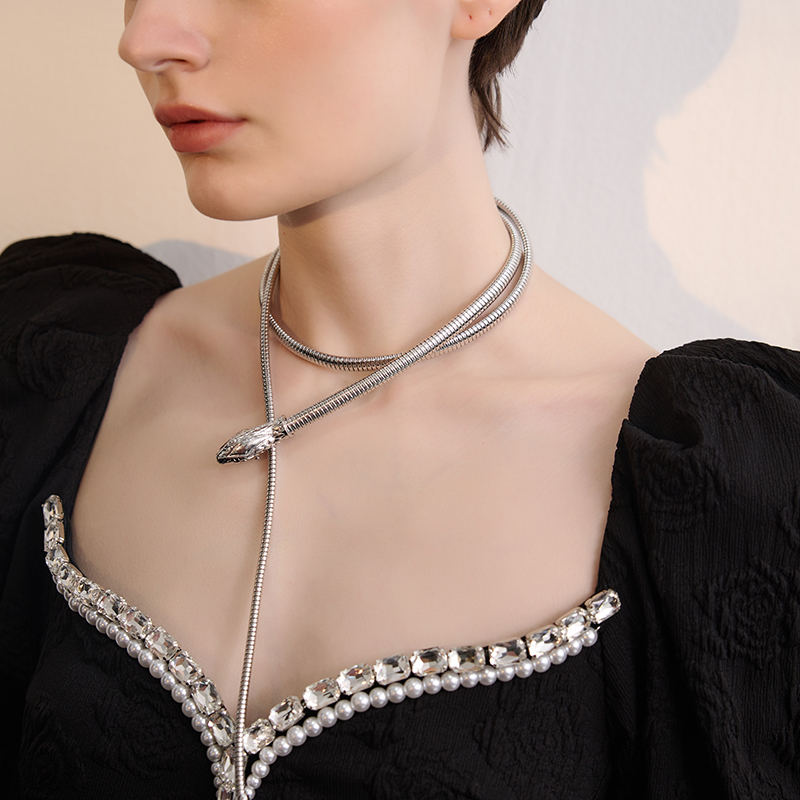 多用途2023新款金蛇项链腰链配饰蛇形金属链条配饰品腰带蛇头链女