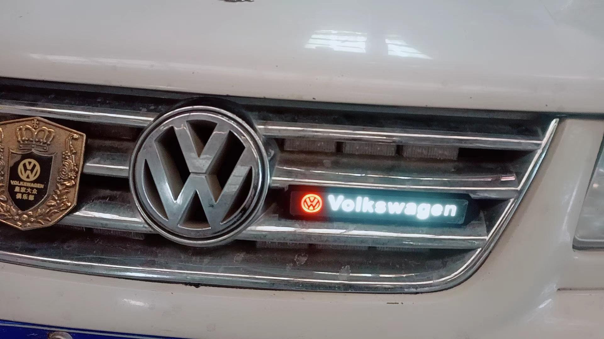 大众捷达VS7宝来桑塔纳中网标 MK7高尔夫R发光标灯高亮度LED常亮