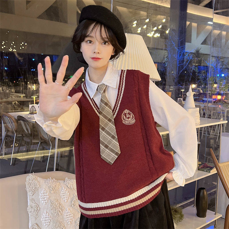 速发甜美学院马毛衣针织白甲春秋背心马夹外搭叠穿风jk制服套装