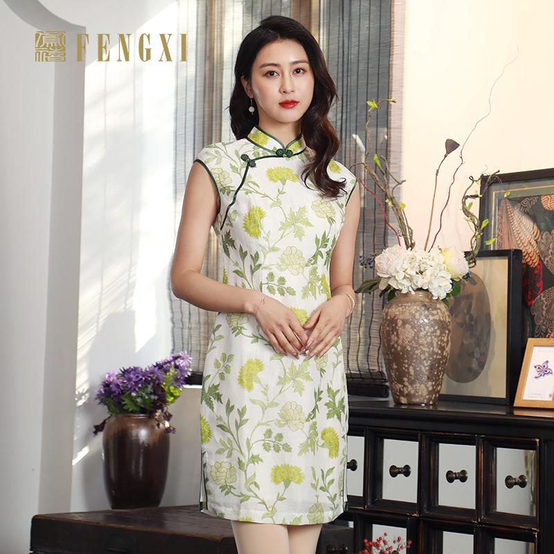 优雅复古立领，改良旗袍，修身显瘦