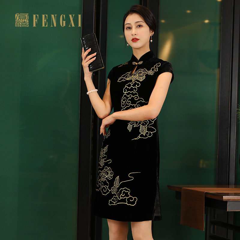 黑金色真丝丝绒旗袍日常