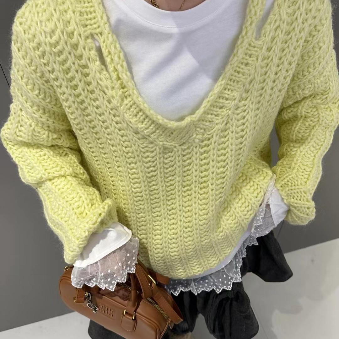 简约时尚蕾丝拼接打底t恤