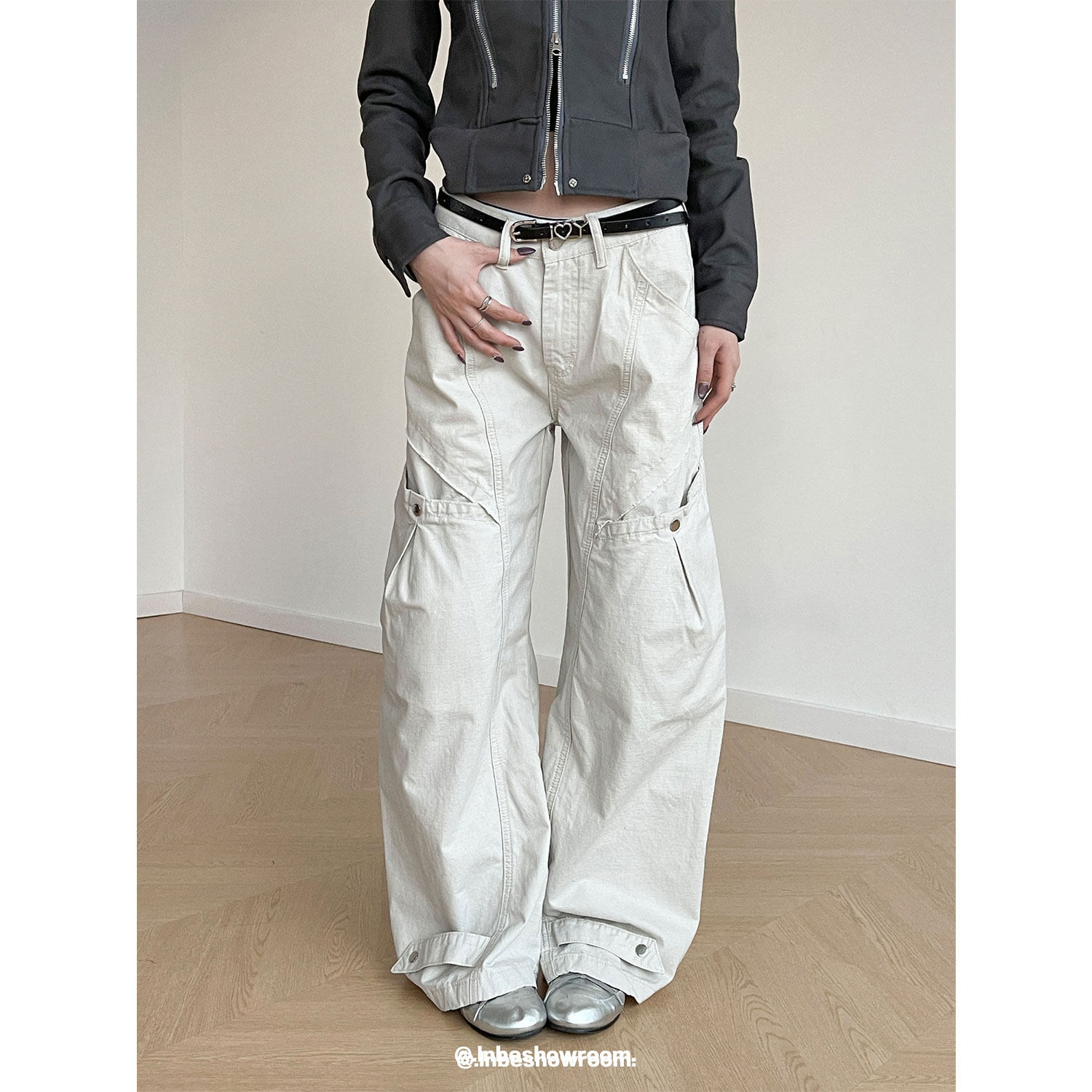 美式做旧浅色工装解构廓形弯刀裤