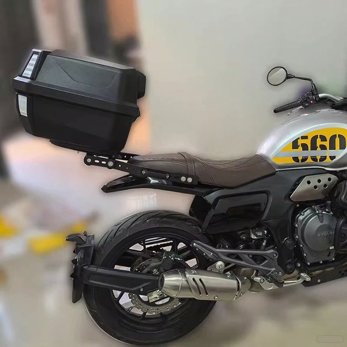 赛科龙RE560后尾架扶手改装碳钢RE600摩托车尾箱货架保险杠RS600图片