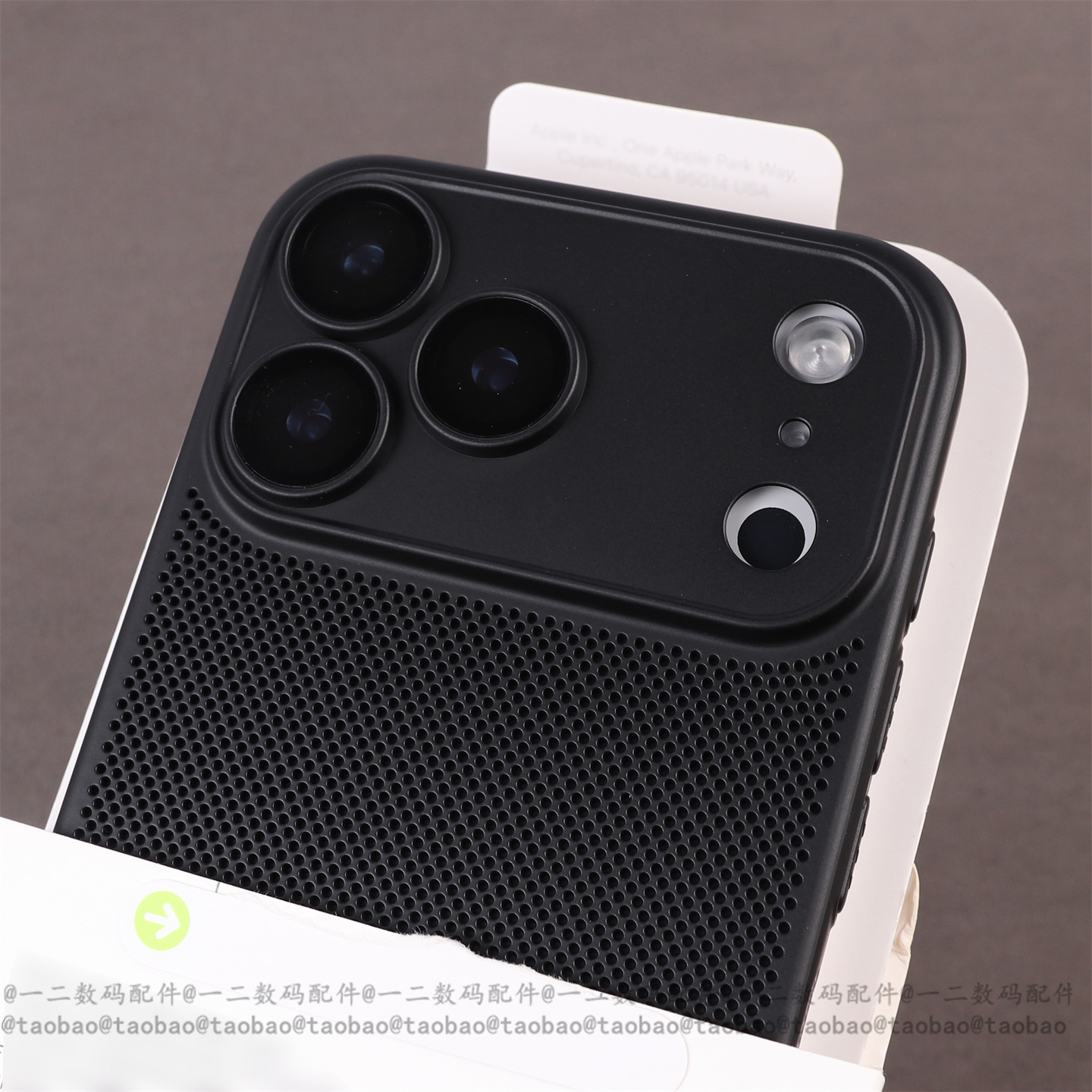 适用苹果17promax手机壳