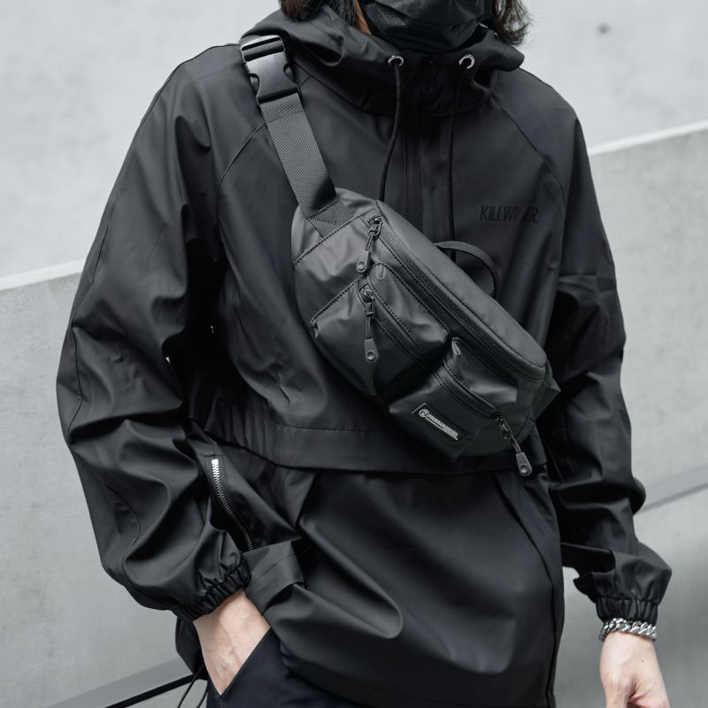 斜挎包男士运动通勤胸包