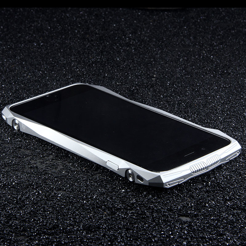 iy Batmobile Sports Cars Aluminum Metal Bumper Carbon Fiber Back Cover Case for Apple iPhone 7 Plus & iPhone 7