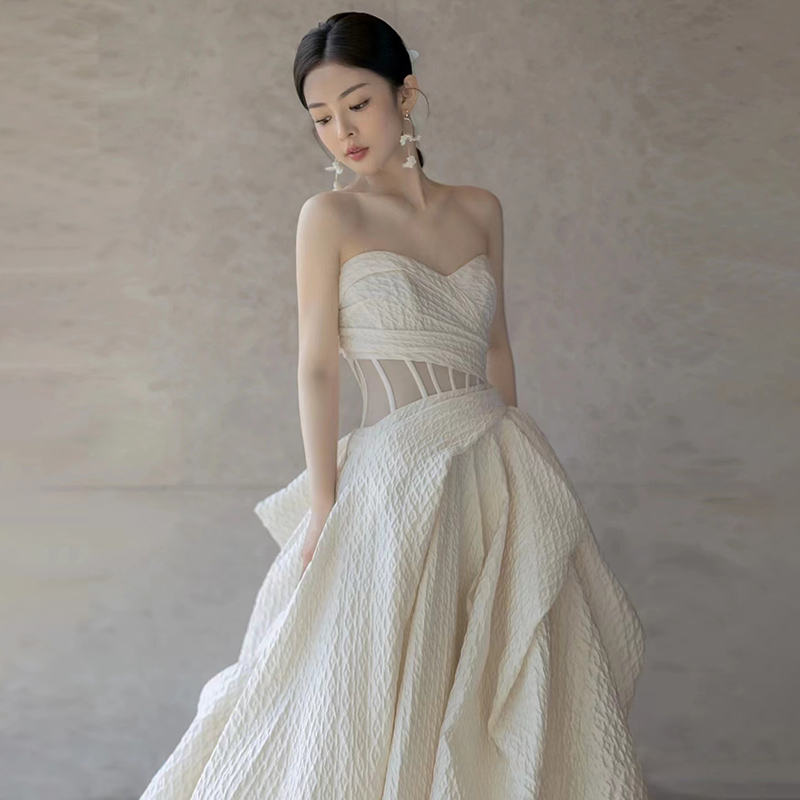 White bra top, advanced wedding dress, evening dress, french style