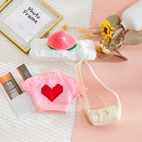 Белые персики с розовым любовным свитером белая сумка