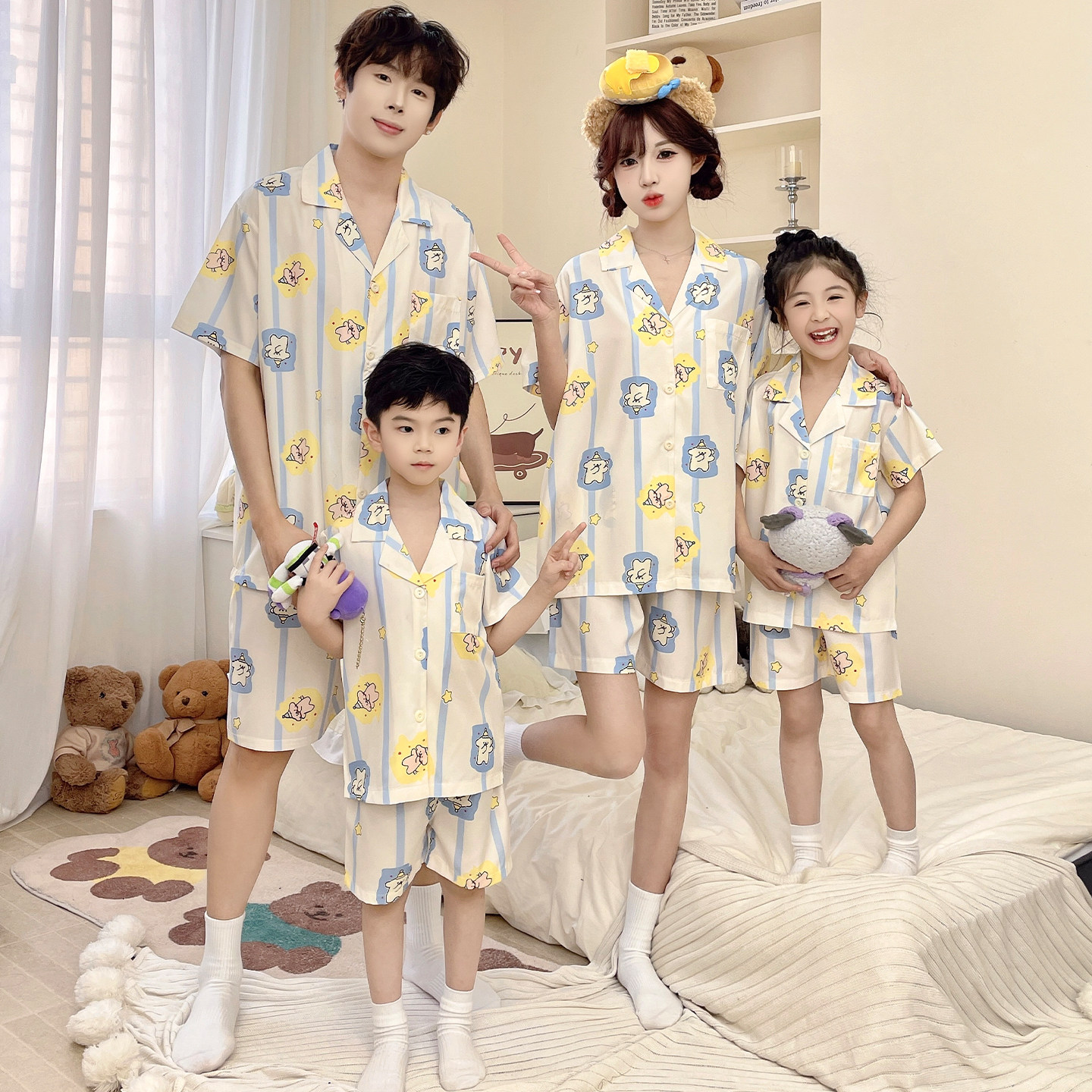 一家三口亲子装夏季冰丝睡衣短袖开衫薄款母女儿童夏天空调服套装