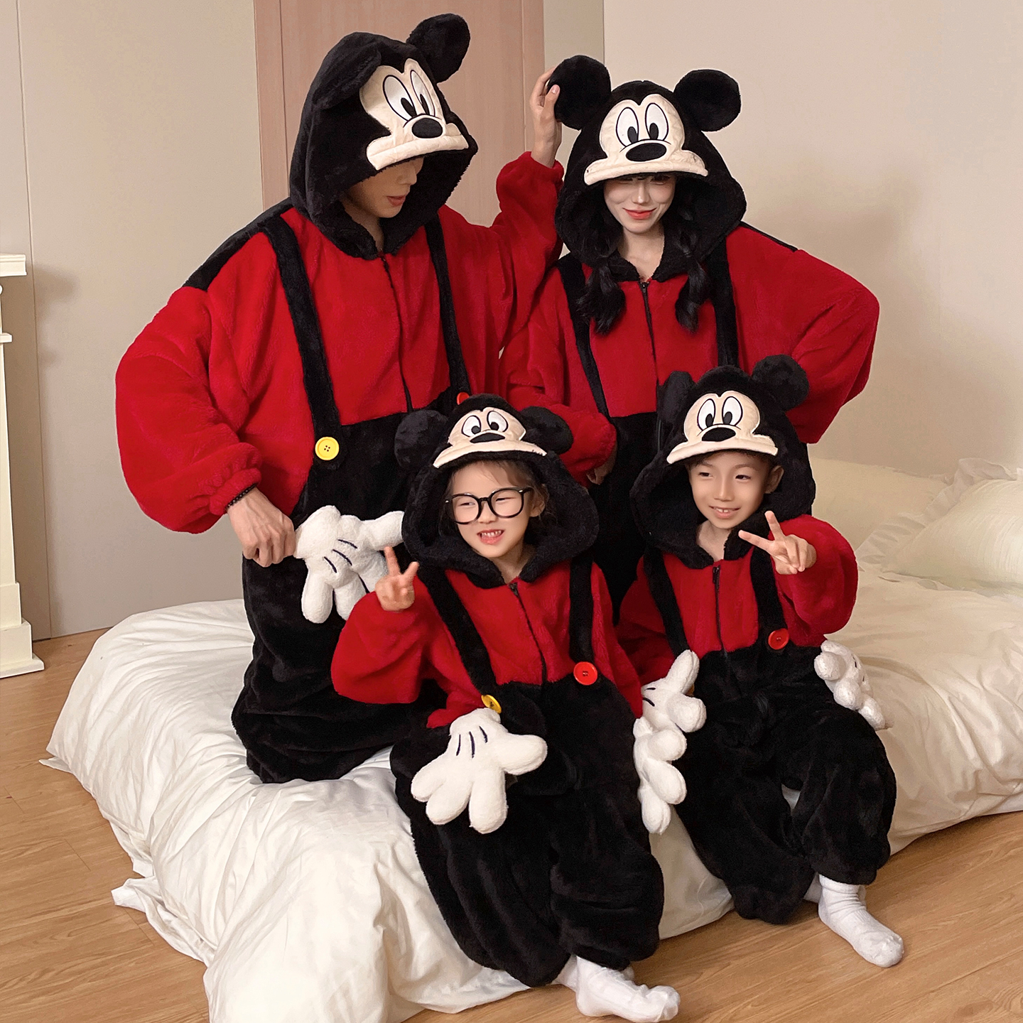 冬季亲子睡衣法兰绒连体家居服