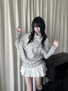 咖喱人早春复古韩系卫衣轻亚星星翅膀蝙蝠袖上衣萌系y2k打底T恤