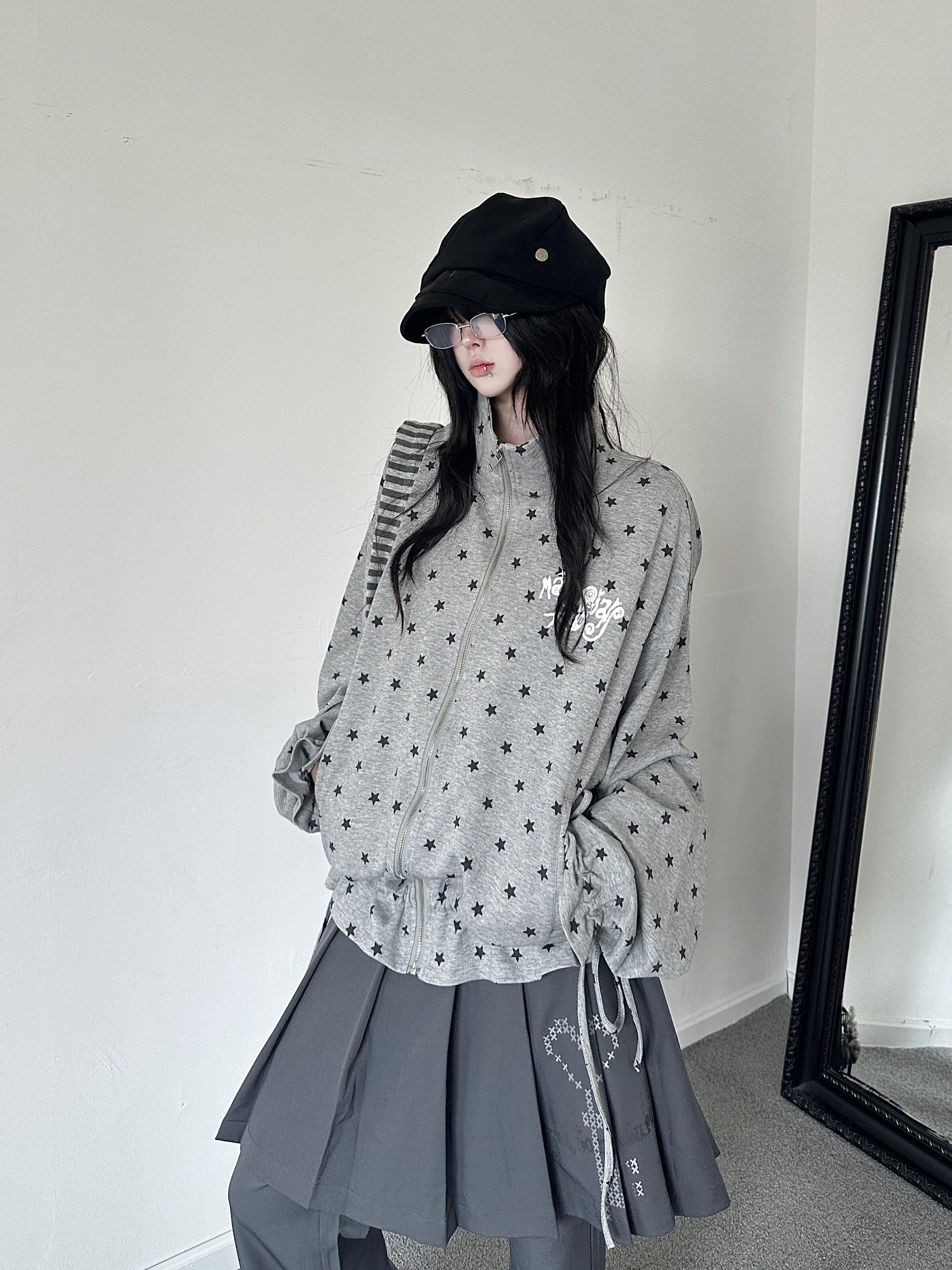 咖喱人甜美灰色星星抽签荷叶边泡泡袖卫衣外套女宽松休闲秋季新款图片