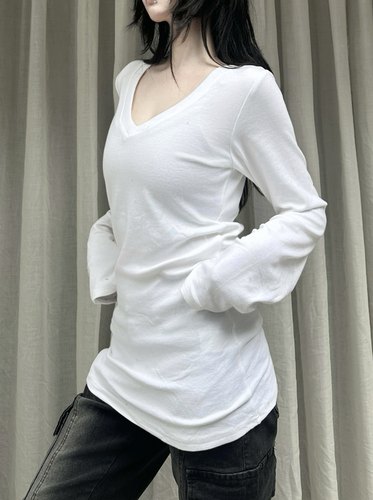 咖喱人复古V领百搭长袖T恤女秋季修身显瘦打底衫内搭上衣辣妹百搭