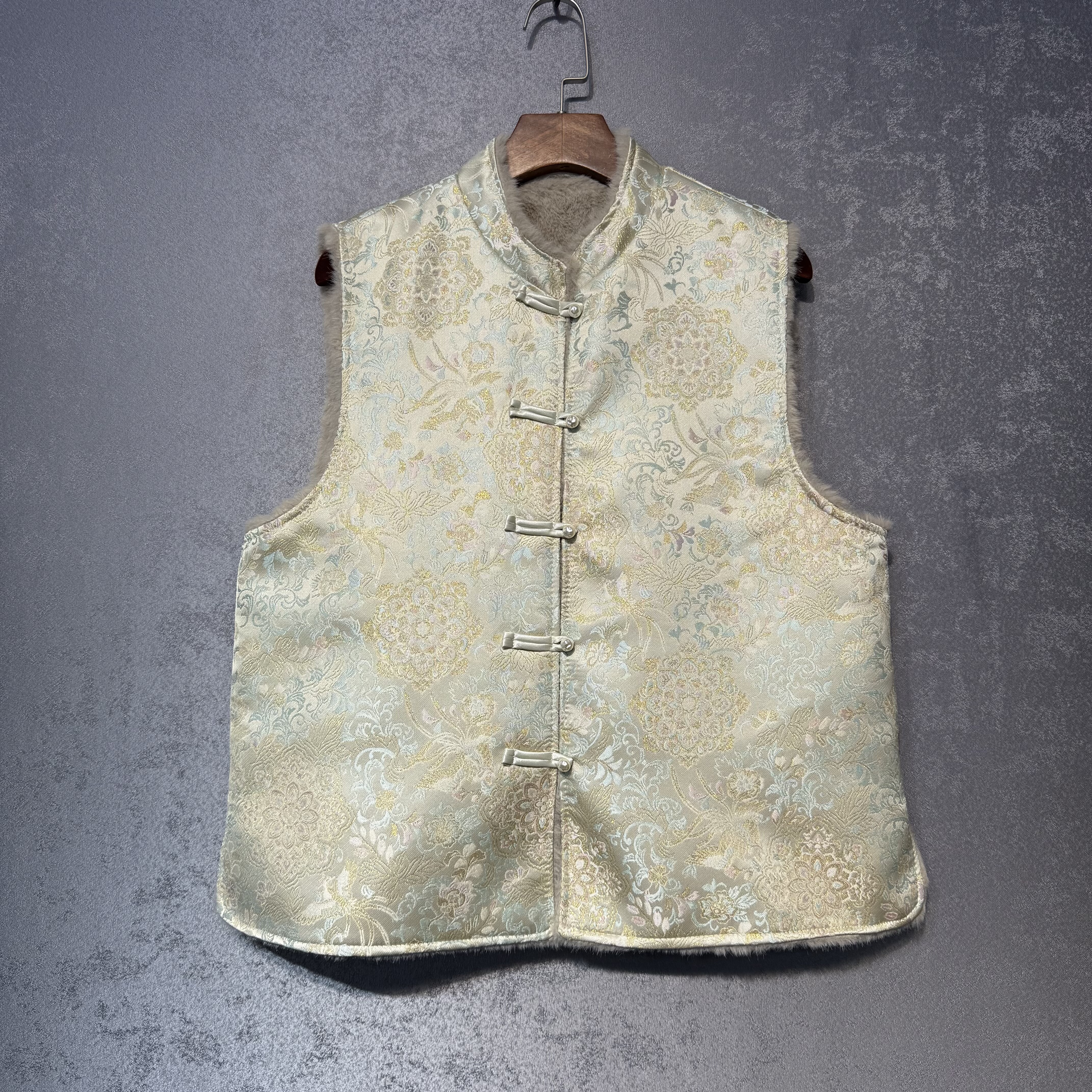 新中式国风双面双穿织锦提花貂绒保暖百搭时尚新中式国风马甲马夹