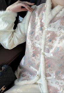 新中式国风毛条盘扣加棉加厚马甲真丝提花织锦缎年轻外穿坎肩锦鲤