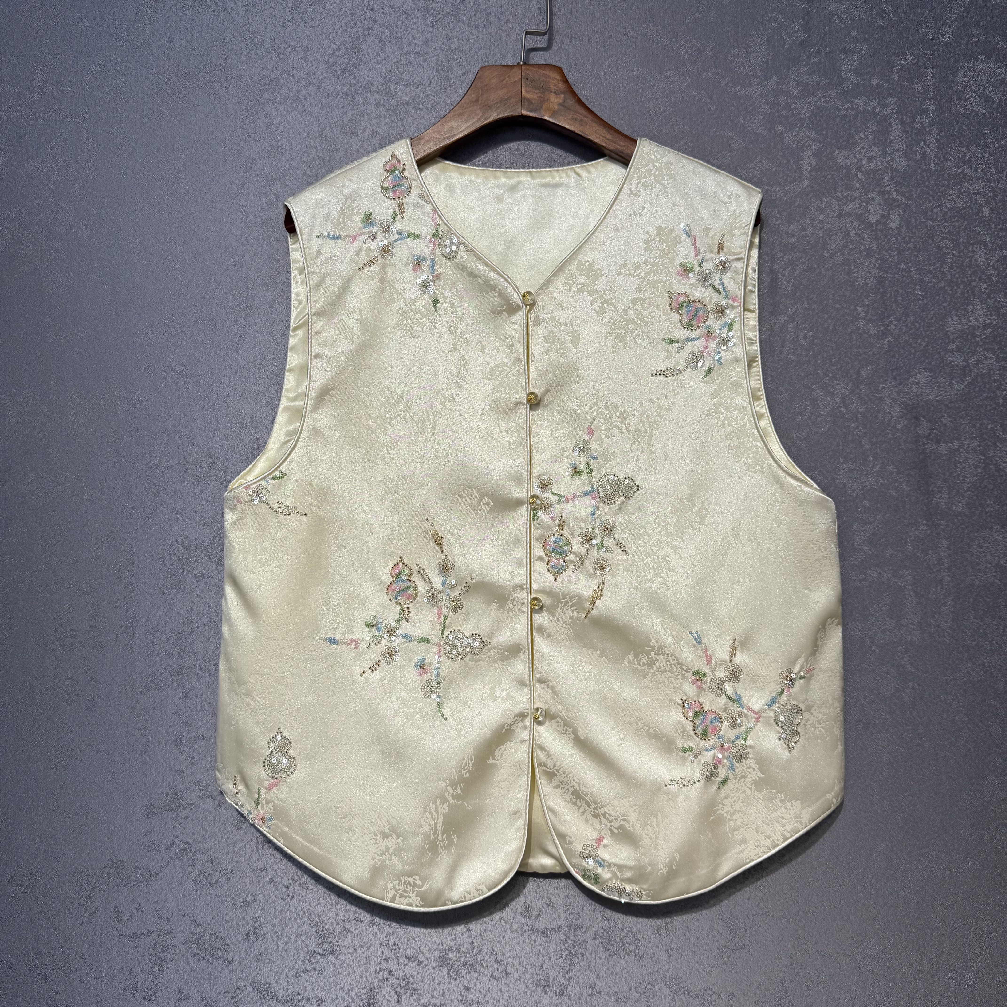 新中式温婉简约醋酸提花葫芦刺绣圆领坎肩马甲女2026春季新款坎肩