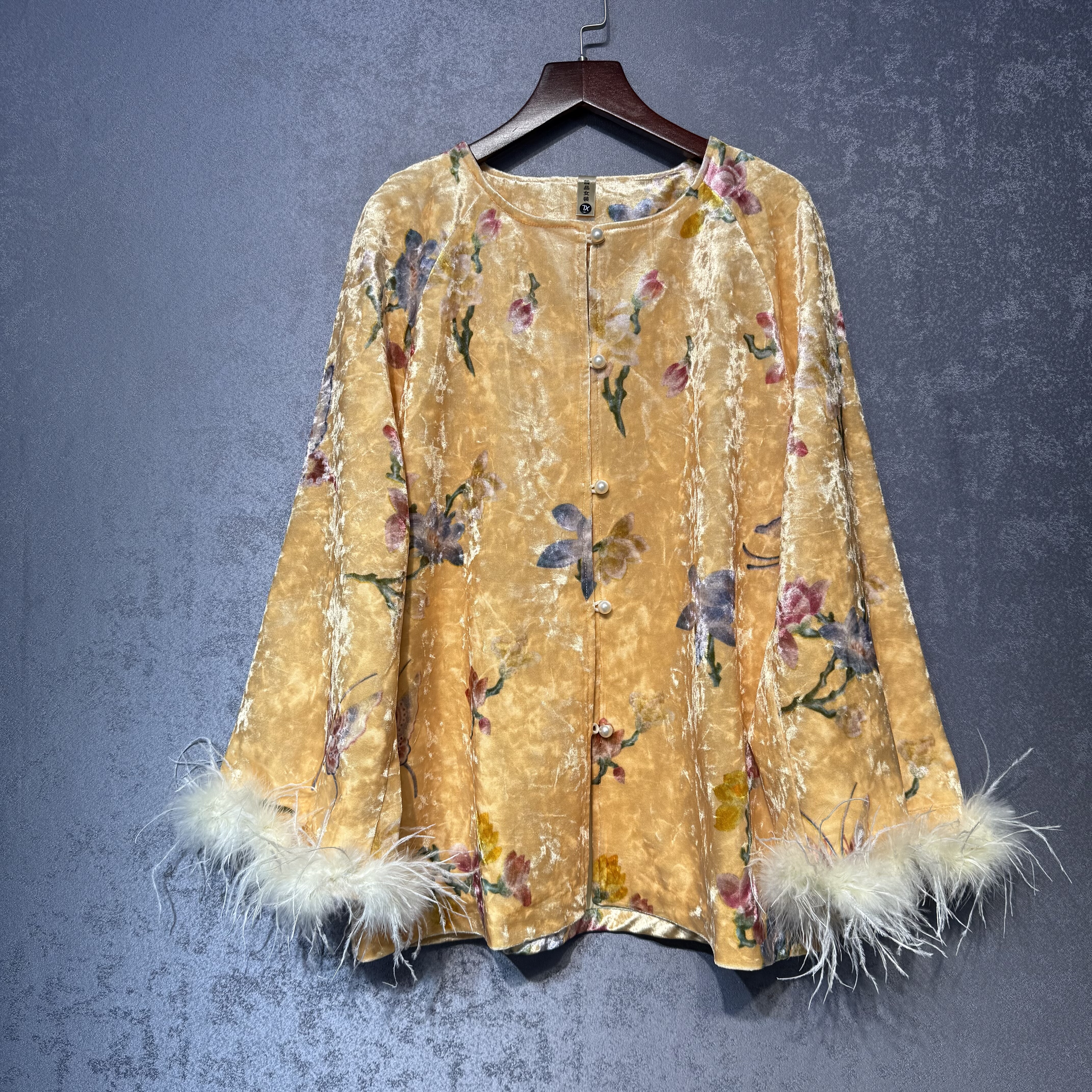 新中式国风真丝绒小香风年轻圆领外套女鸵鸟毛袖高端气质仙气上衣