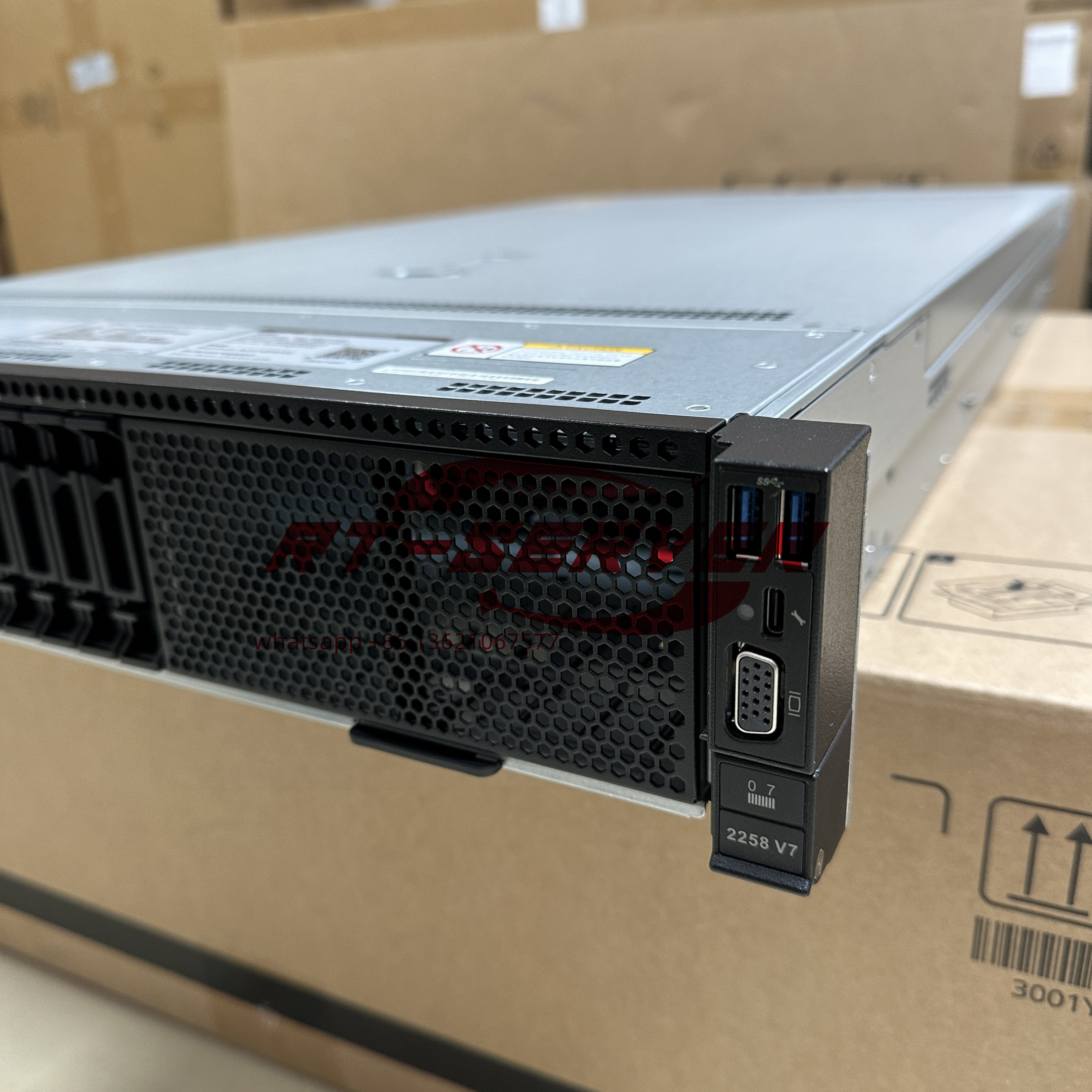 双路AMD服务器2258V724盘NVMe
