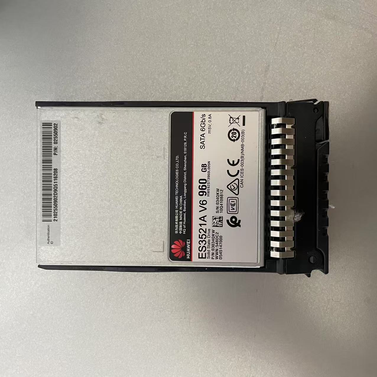 华为固态硬盘ES3521AV6-960G
