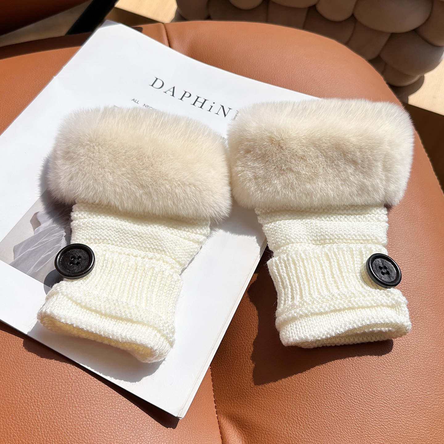 秋冬季女款短款保暖半指手套针织毛线獭兔毛露指键盘毛线手套触屏