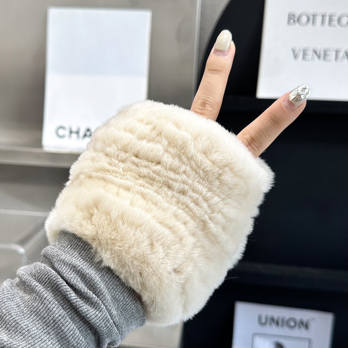 獭兔毛皮草半指手套冬天女加厚保暖甜美可爱韩版毛绒弹力编织漏指