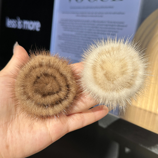 饰配件 配饰衣服围巾装 真水貂毛花朵胸针女简约时尚 高档毛衣别针款