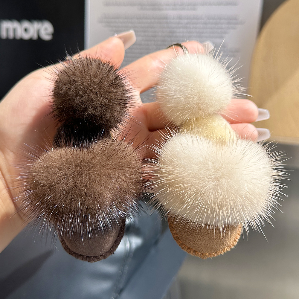 个性可爱羊毛一体小拖鞋汽车钥匙扣挂件水貂毛毛球包包挂饰礼物女